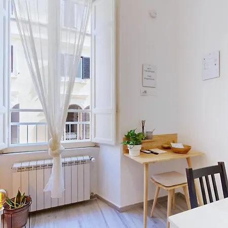 Appartement Borgovi House *