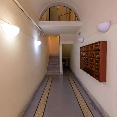 Lägenhet Borgovi House *