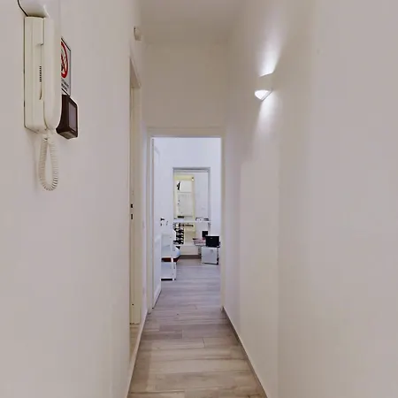 Lägenhet Borgovi House *